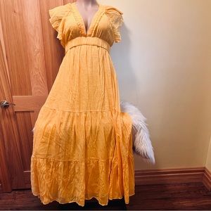 Tiered yellow gauze 2x plus size dress with side slits
